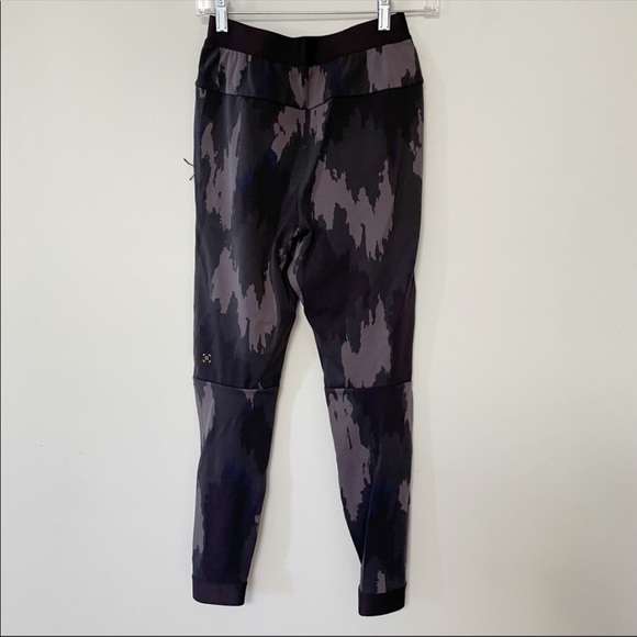 Lululemon Special Edition purple black Robert Geller jogger pants fitted - Picture 2 of 9
